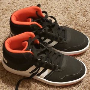 Boys sneakers